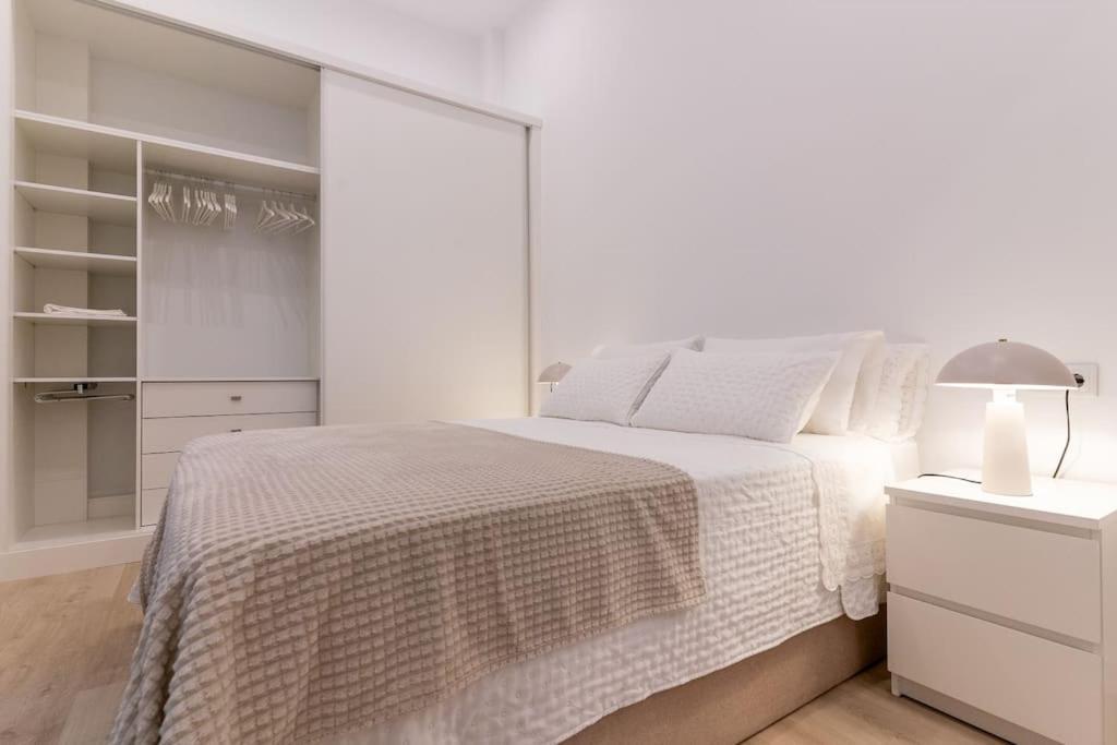 Apartamento Nuevo En El Centro De Elche Exterior photo
