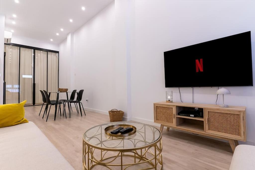 Apartamento Nuevo En El Centro De Elche Exterior photo